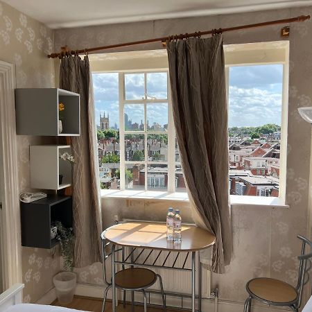 Super Located Studio In South Ken At Chelsea Cloister Londres Exterior foto