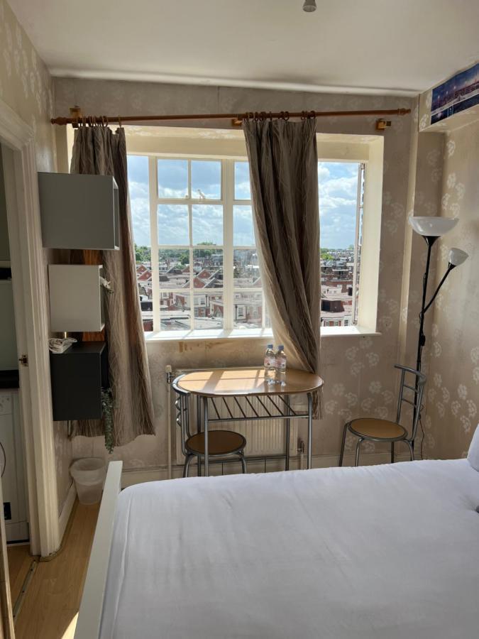 Super Located Studio In South Ken At Chelsea Cloister Londres Exterior foto
